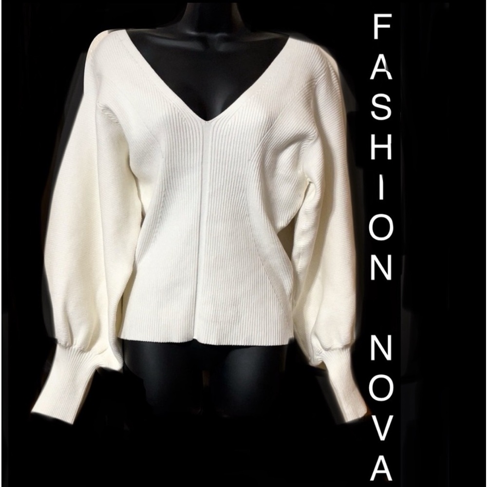 🆕🦋FASHION NOVA DREAM LOVER Deep V-Neck Sweater🦋 - Picture 13 of 14